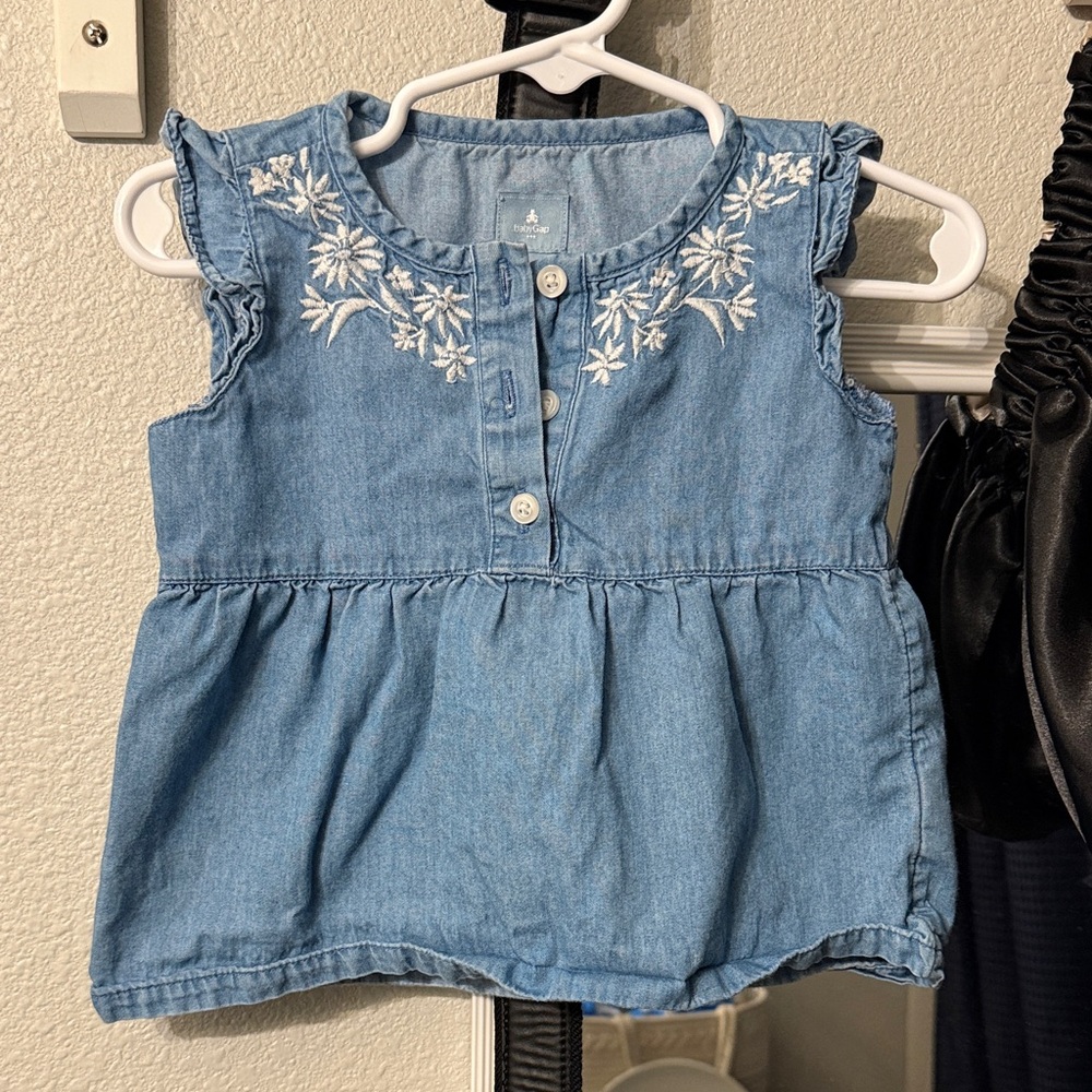 GAP Blue Sleeveless Kids Blouse with White Embroidery